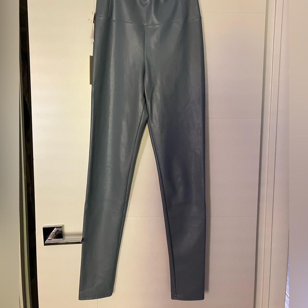 Wilfred Free Daria Medium vegan pant in Granite Blue
